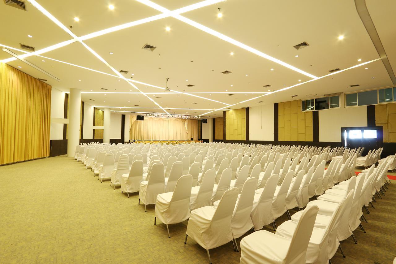Grande Southern Hotel Thung Song Exterior foto